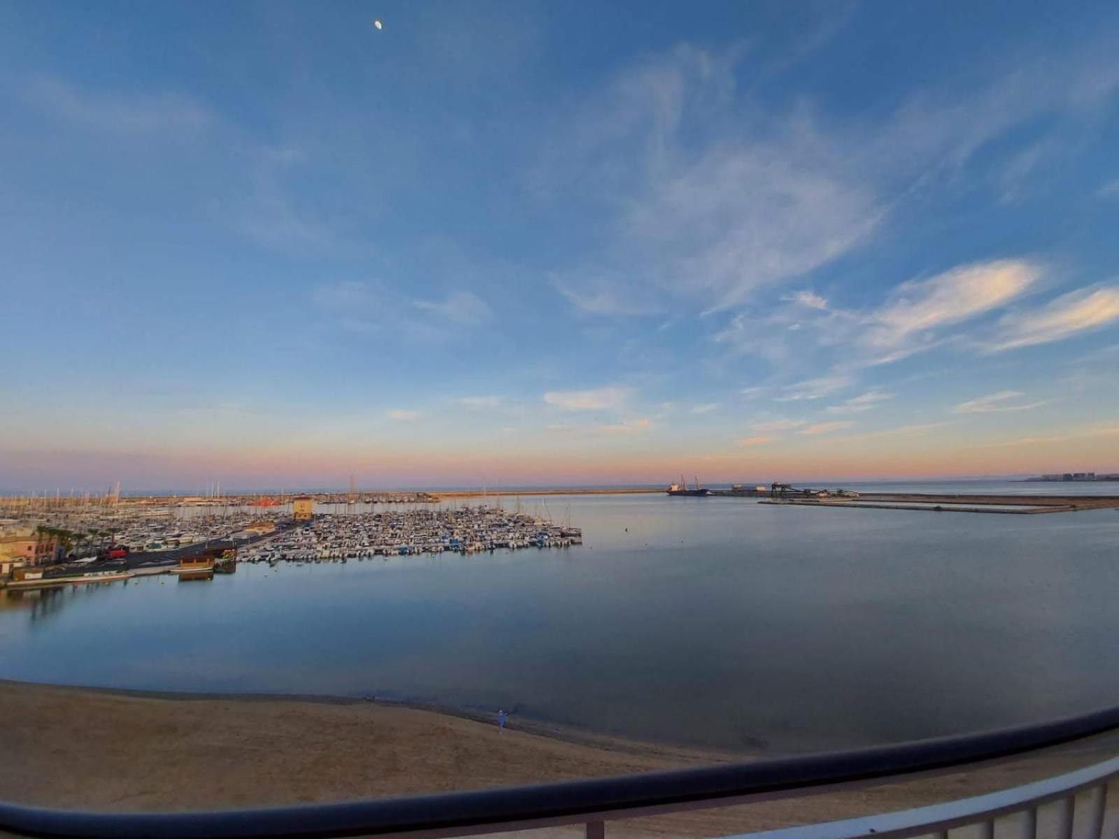 Marina Breeze Apartment Torrevieja
